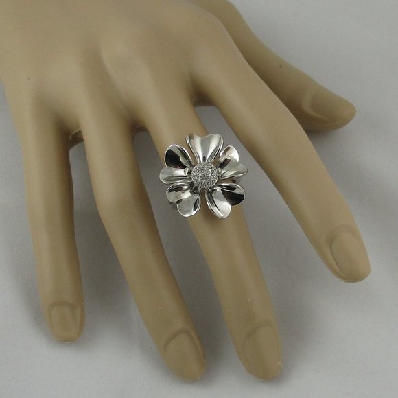 Affinity Diamond 1/10 ct Pave' Flower Ring - Picture 4 of 6